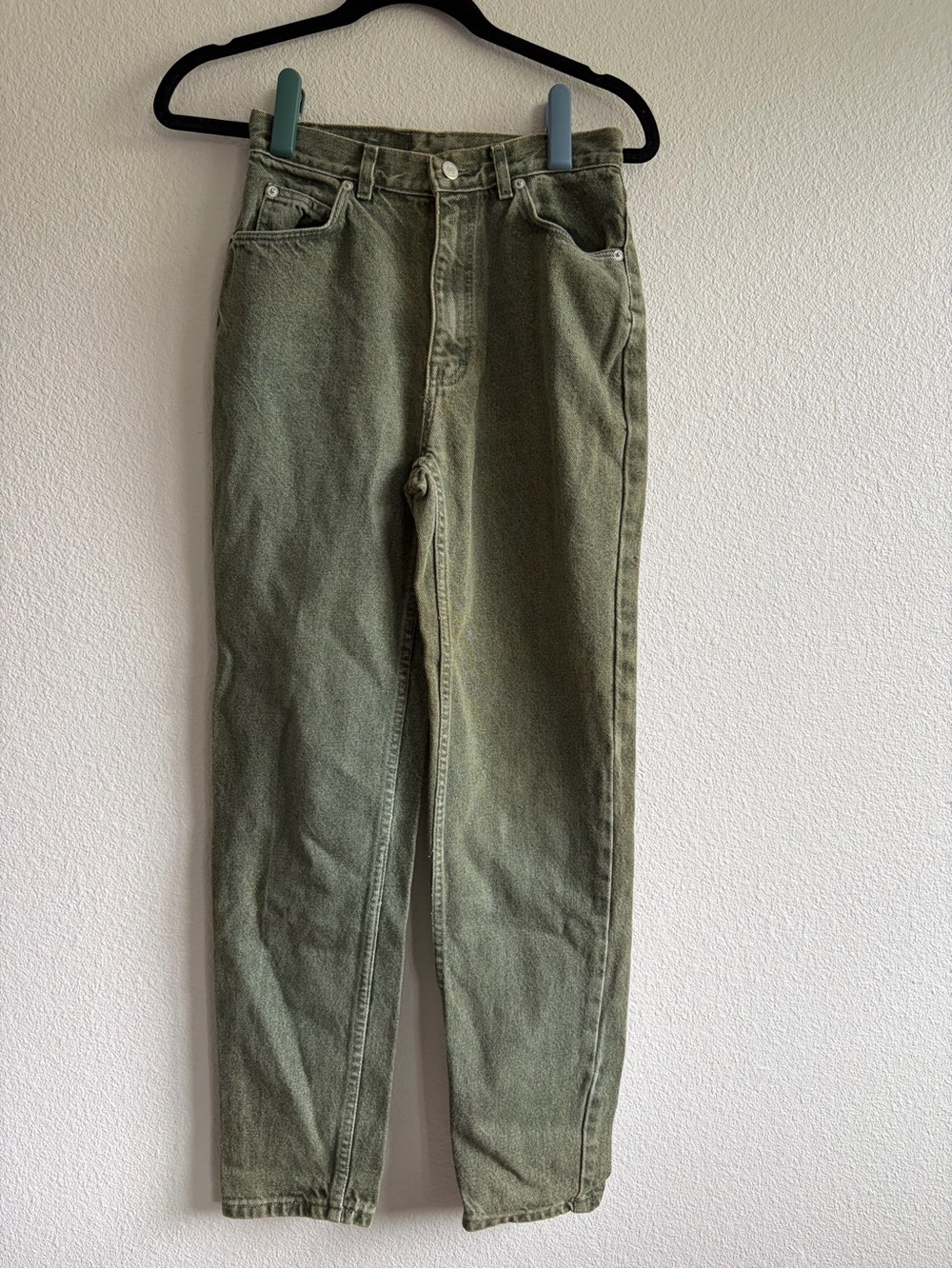Jordache Men's Olive Green Relaxed Denim Jeans